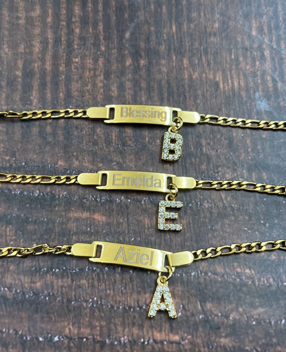 Personalized bracelet chain