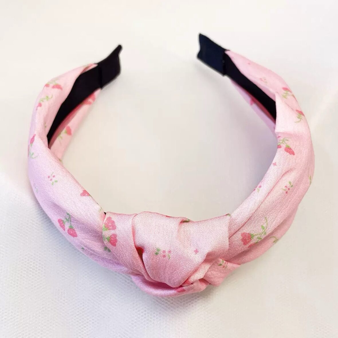 Alice band Knot